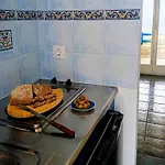 Aura Paros Logaras